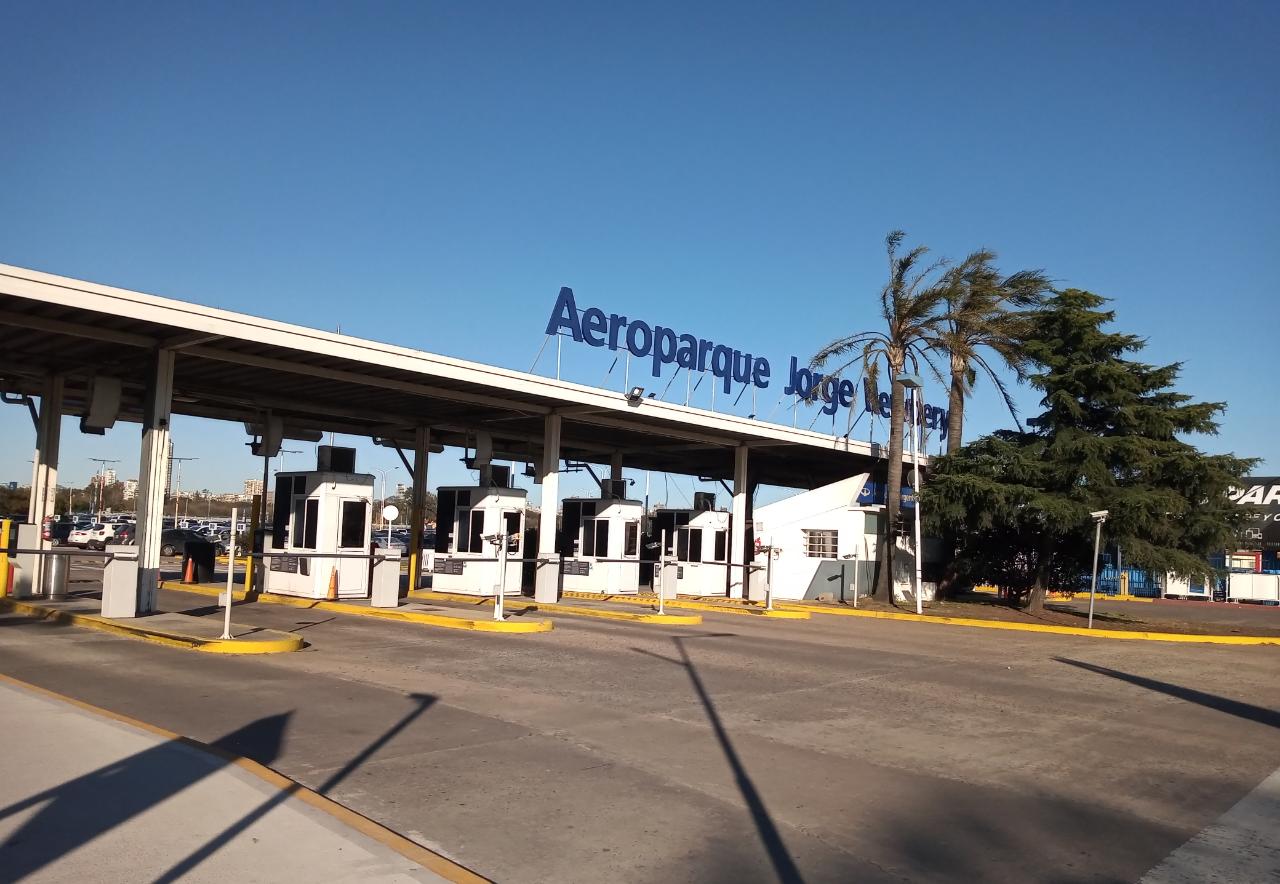 ESTACIONAMIENTO AEPARQUE